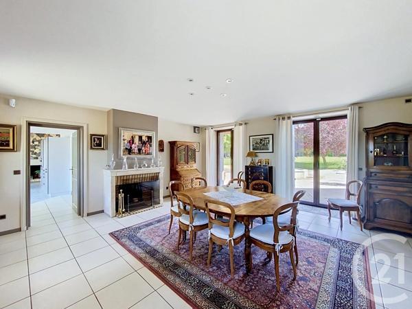 Maison à vendre  6 pièces - 398,89 m 2   LE PUY EN VELAY  - 43