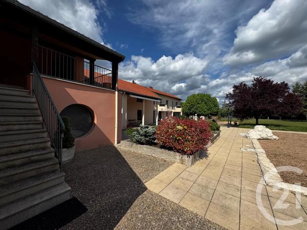 Maison à vendre  6 pièces - 398,89 m 2   LE PUY EN VELAY  - 43