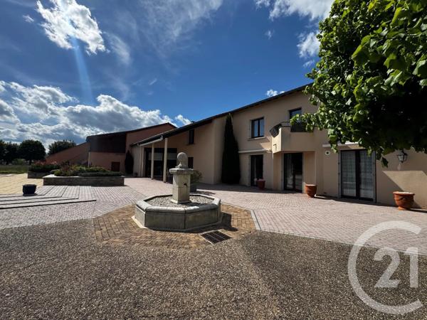 Maison à vendre  6 pièces - 398,89 m 2   LE PUY EN VELAY  - 43