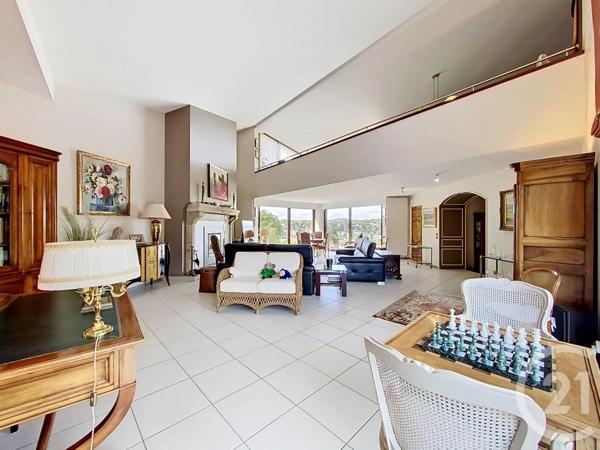 Maison à vendre  6 pièces - 398,89 m 2   LE PUY EN VELAY  - 43
