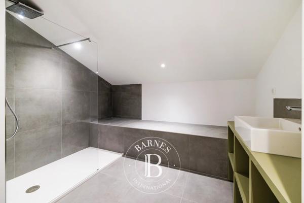 Biarritz, Maison 5 Chambres -  235 m² à vendre