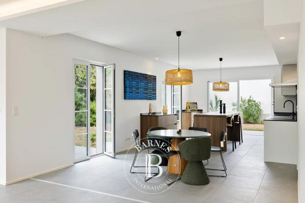 Biarritz, Maison 5 Chambres -  235 m² à vendre