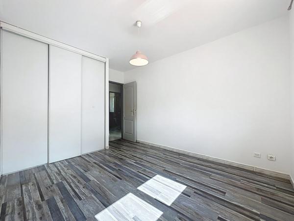 MEZE (34) Maison à vendre 7 pièces 152 m2 + garage - 406 m2 de terrain