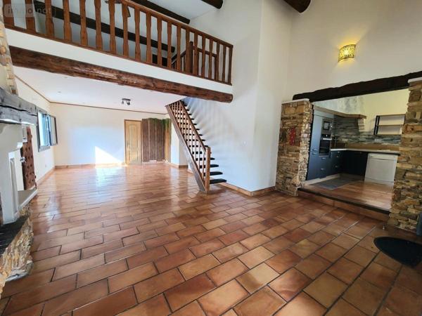 Maison à vendre à Pierrelatte dans la Drôme (26700), ref : 26060-741