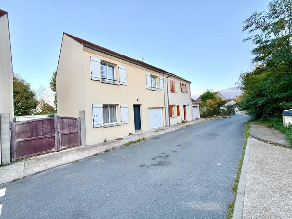 Maison à GUIGNES, 77390 - 5 pièces 85m²