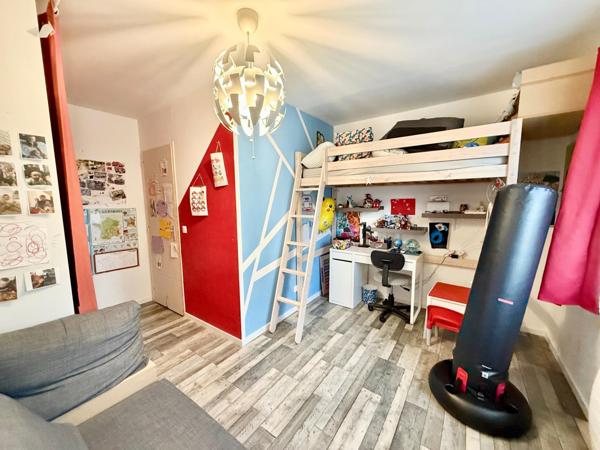 Maison à GUIGNES, 77390 - 5 pièces 85m²