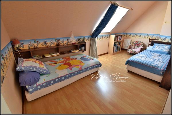 Commune prisée aux portes d’Évreux, en exclusivité, maison 5 chambres avec garage, DPE D