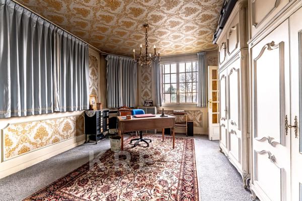 Propriété de style Anglo-Normande sur les bords de Marne