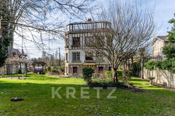 Propriété de style Anglo-Normande sur les bords de Marne