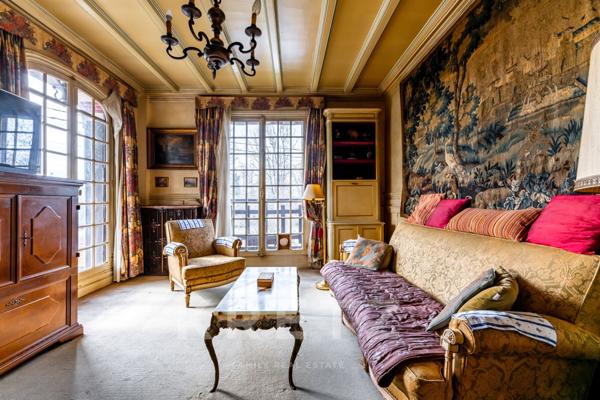 Propriété de style Anglo-Normande sur les bords de Marne