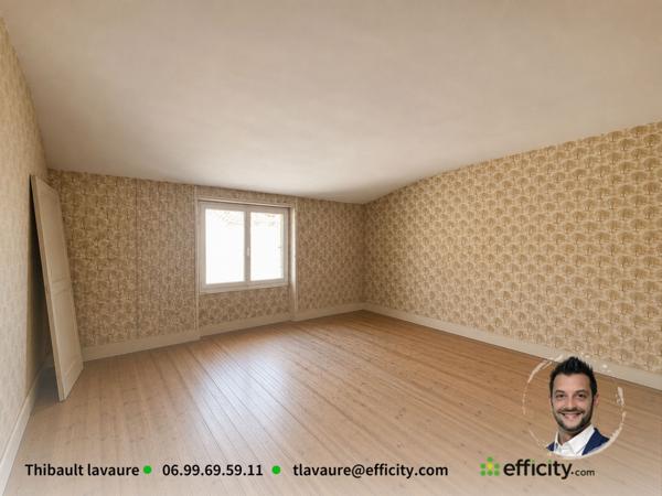 Maison
         7 pièces
        - 182 m² 213 000 € *