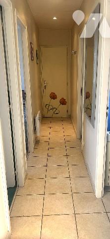 Dans lieu calme et non isolé, jolie maison récente de plain-pied avec garage et jardin clos