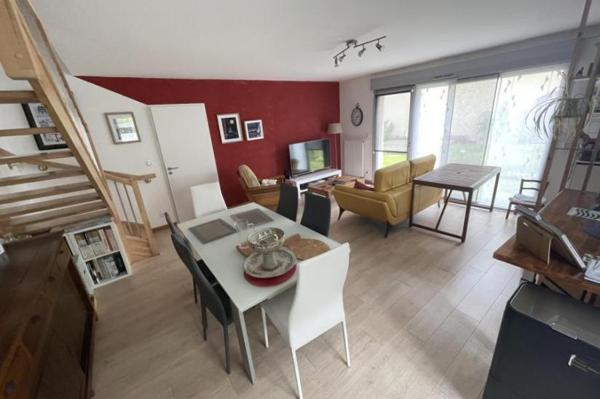Location - Maison 4 pièces 93 m 2 SAINT HERBLAIN (44800)