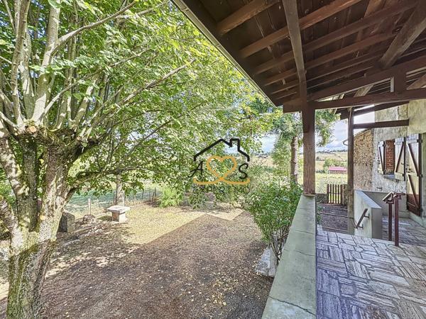 Trézioux (63520) Belle maison au calme à Trézioux