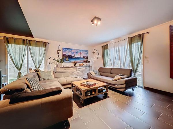 A vendre - Soulaire et Bourg - Maison 4 chambres - jardin