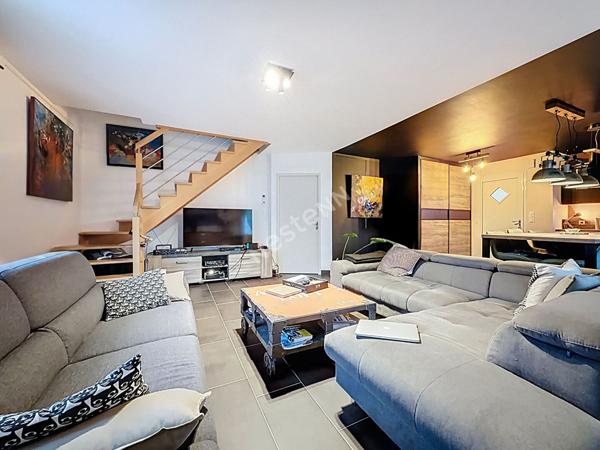 A vendre - Soulaire et Bourg - Maison 4 chambres - jardin