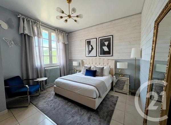 Maison à vendre  4 pièces - 148,90 m 2   MARTIGUES  - 13