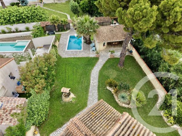 Maison à vendre  4 pièces - 148,90 m 2   MARTIGUES  - 13