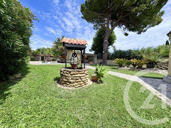 Maison à vendre  4 pièces - 148,90 m 2   MARTIGUES  - 13
