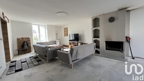 Maison à vendre 5 pièces 136 m² Saint-Hilaire-la-Palud