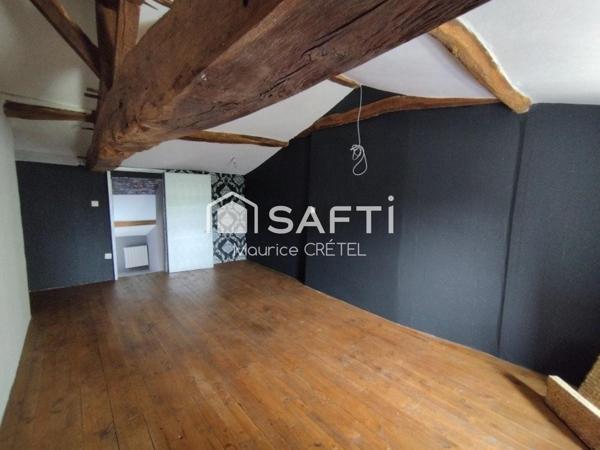 MAISON EN PIERRE DE 170 M²+5CHS+TERRAIN 922 M²+GARAGE