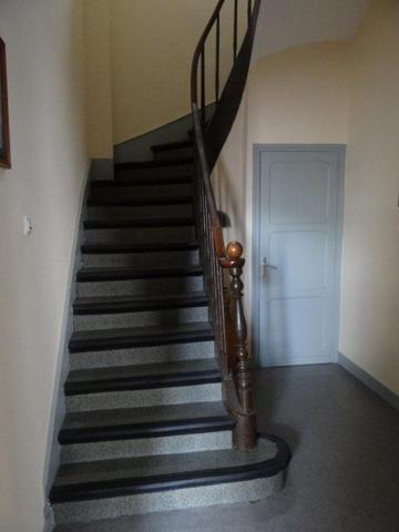 Maison en pierres de 148m2 plus dépendance de 55m2