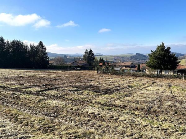 Belle parcelle de terrain de 760 m² avec vue dégagée