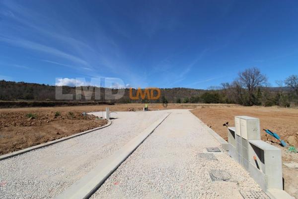 Terrain constructible viabilisé