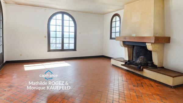 Maison à vendre 7 pièces  (63) avec vue et jardin