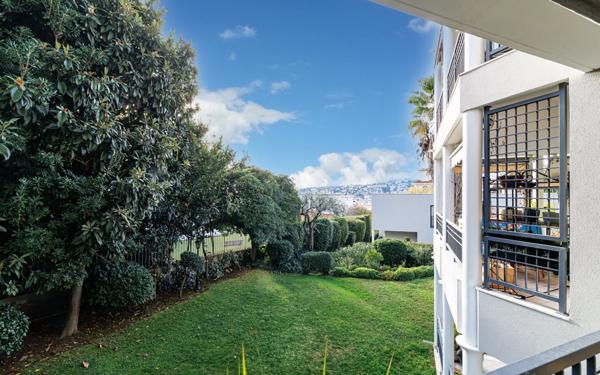 Appartement à vendre    3 pièces • 76,90 m2 Nice