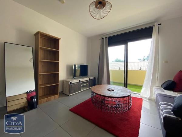 Appartement à louer 1 pièce 27.4m² Saint-Denis (97490)