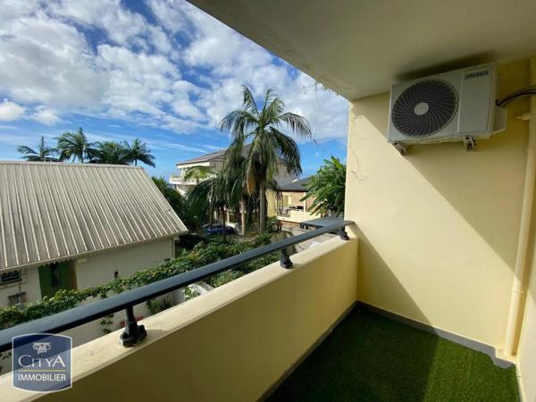 Appartement à louer 1 pièce 27.4m² Saint-Denis (97490)