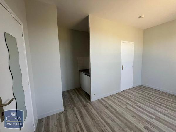 Appartement à louer 1 pièce 16.25m² Poitiers (86000)