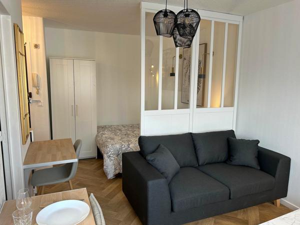 Studio de 25m² à 50m des facs de droit