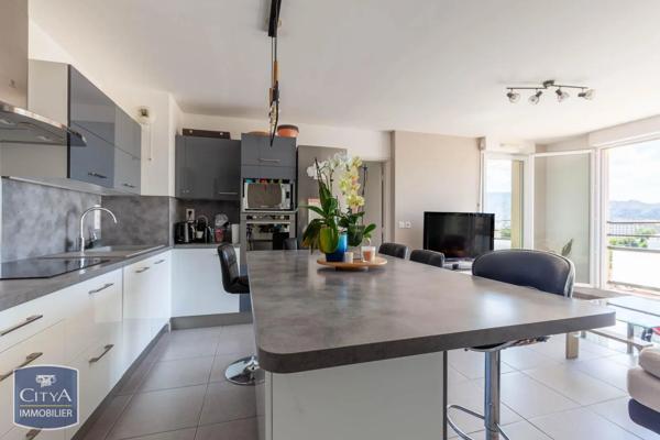 Appartement à vendre 4 pièces 75m² Marseille 10e Arrondissement (13010)