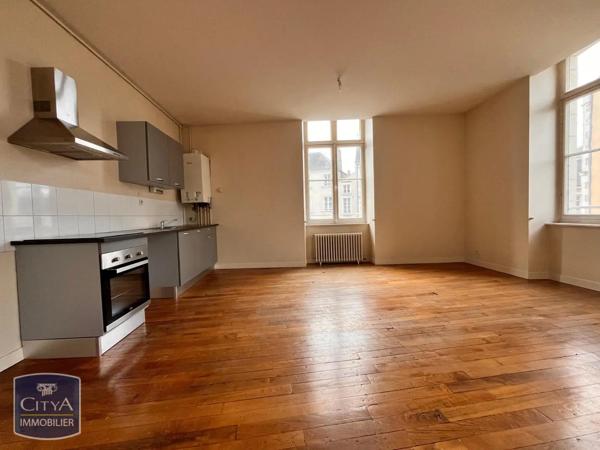 Appartement à louer 2 pièces 54.3m² Laval (53000)