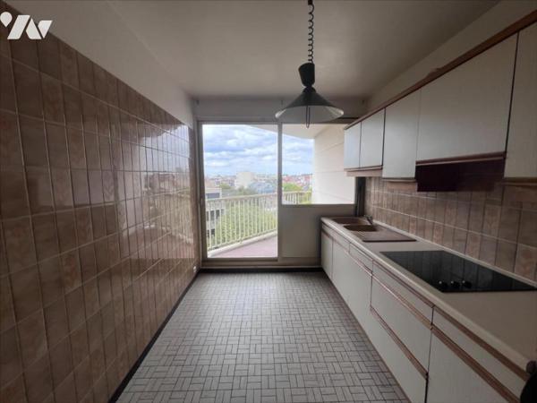 JAMIN/ST MARCEAUX EXCLUSIVITE APPARTEMENT QUATRE PIECES BALCONS CAVE PARKING