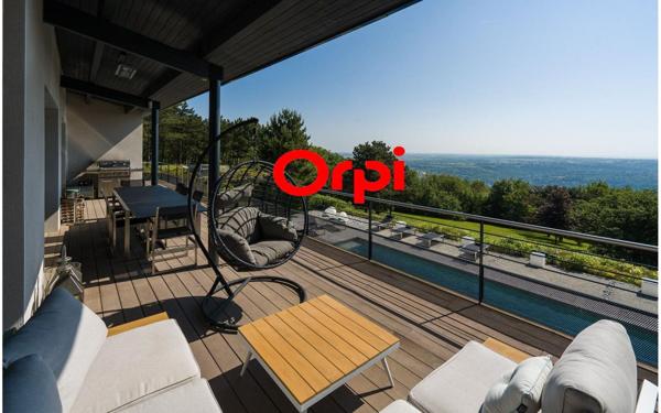 Maison à vendre    9 pièces • 382 m2 Saint-Cyr-au-Mont-d'Or