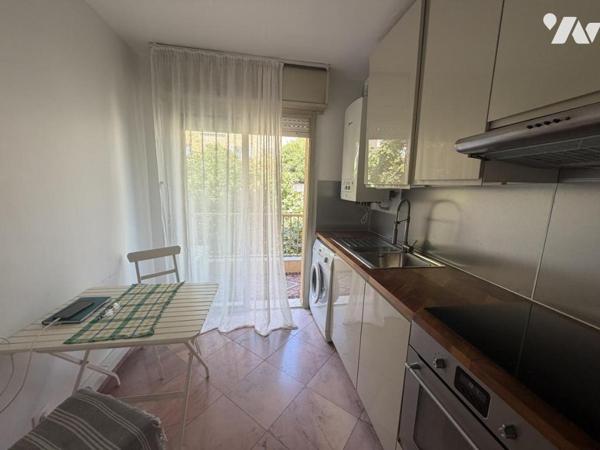 Beausoleil limitrophe Monaco 2 pièces de 50 m² deux balcons garage et cave 