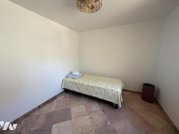 Beausoleil limitrophe Monaco 2 pièces de 50 m² deux balcons garage et cave 