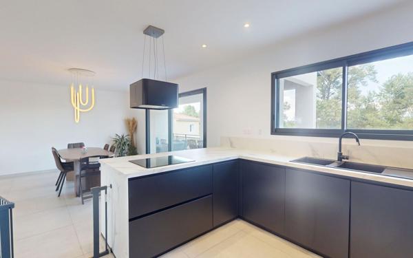 Maison à vendre    4 pièces •  Grane