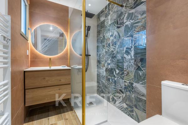 Sanary - Pieds dans l'eau - Villa de 120 m2 - Piscine