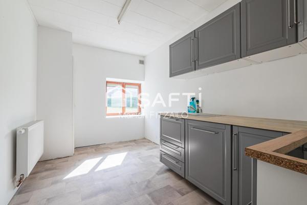 Unobstructed views of the mountains and forest, with a plot of land measuring 2,170 m².