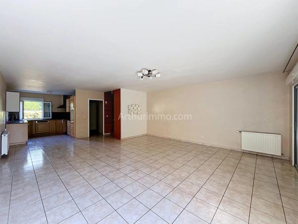 Vente                                                      Maison
                        
                     5 pièces                      102 m2                     à Yerres