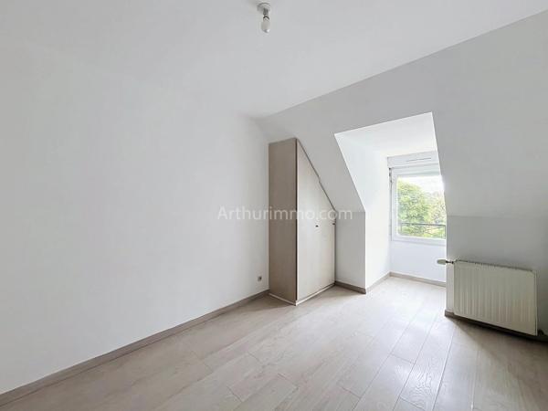 Vente                                                      Maison
                        
                     5 pièces                      102 m2                     à Yerres