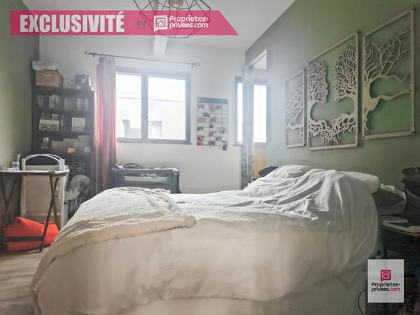 ROUBAIX proche Parc Barbieux/Place du Travail, magnifique LOFT avec 2 chambres, magnifique terrasse, 2 places de parking