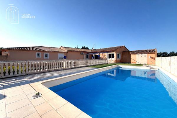 Propriété avec deux habitations, studio et bureau indépendant – Arles 850 000 €
