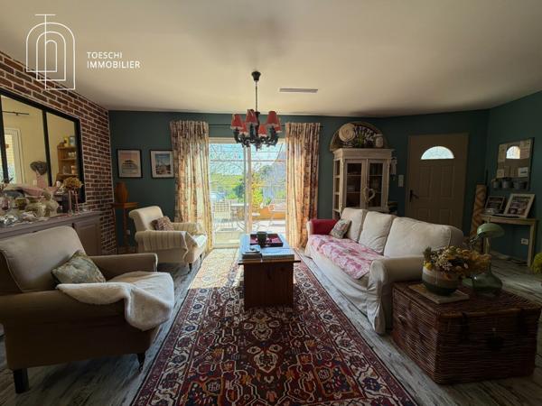Propriété avec deux habitations, studio et bureau indépendant – Arles 850 000 €