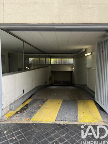 Parking à vendre 26 m² Paris 20