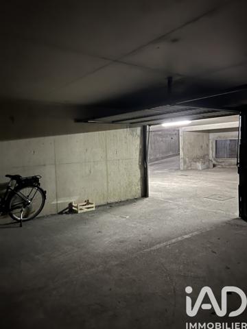 Parking à vendre 26 m² Paris 20